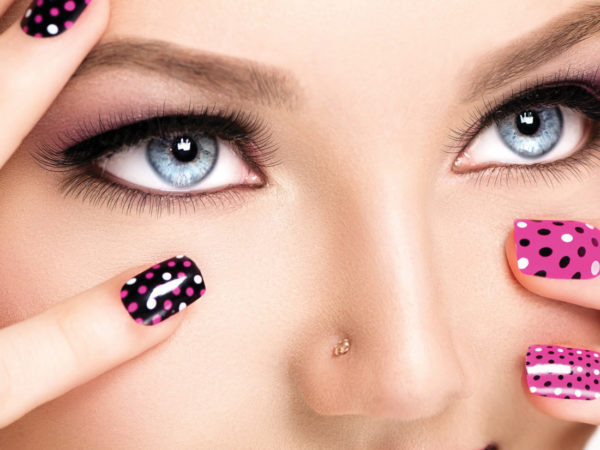 tiem nail chu nguoi viet