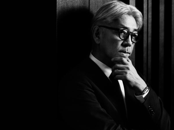 Nhạc-Sĩ-Tài-Ba-Ryuichi-Sakamoto